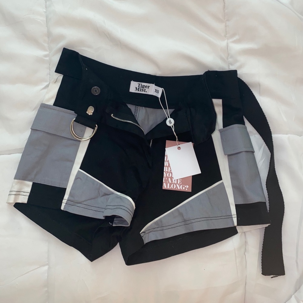Tiger Mist High Waisted Shorts XS